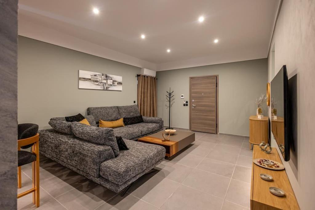 Smaragdi Luxury Jacuzzi Apartment Noho Premium Living Athens Exterior photo